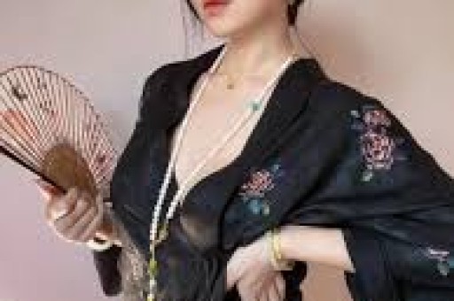 楼市早餐荟 杭州市住宅老旧电梯集中更新已超4000台；中国海外发展上半年股东应占溢利8599亿元