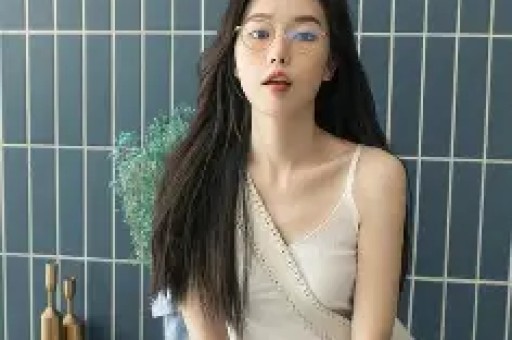 202646娱乐资讯：赵露思、迪丽热巴、刘诗诗、何与、景甜、陈伟霆、李小冉、赵今麦、孙怡、李荣浩、郑嘉颖、高希希、袁冰妍、余景天、小S、王星越、吉娜